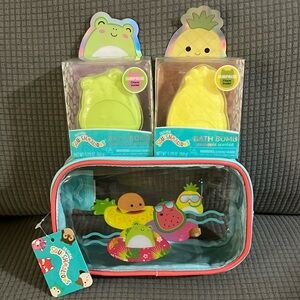 Squishmallow toiletry bag w/ scented bath bomb w surprise charm inside